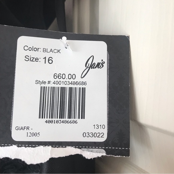 NWT Gia Franco 12005 Tiered Off-Shoulder Lace Appliqued Dress- Black- Size 16 - Picture 4 of 7